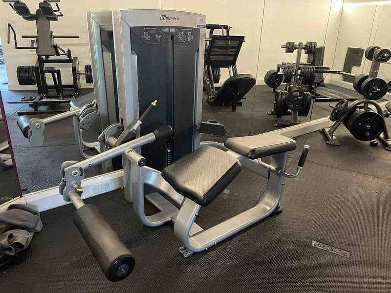 Sweeney Kincaid - Contents of Gym at Auction - Auction Image 4