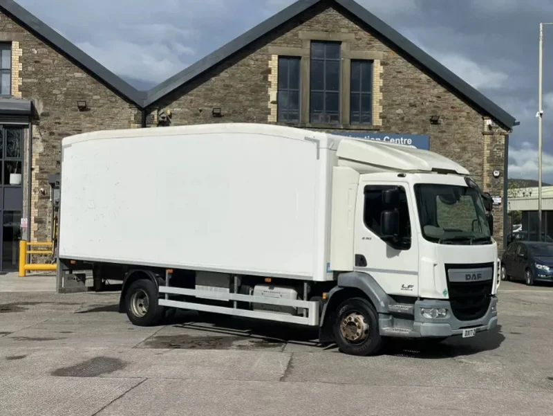 Gavel Auctioneers Ltd - 2017 DAF LF 230 Refrigerated 14-Ton Truck with Tail Lift Auction - Auction Image 1