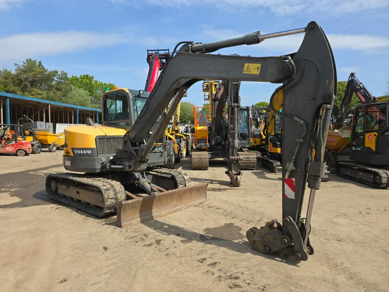 BPI - Excavators, Dumpers, Trailers & more at Auction - Auction Image 1