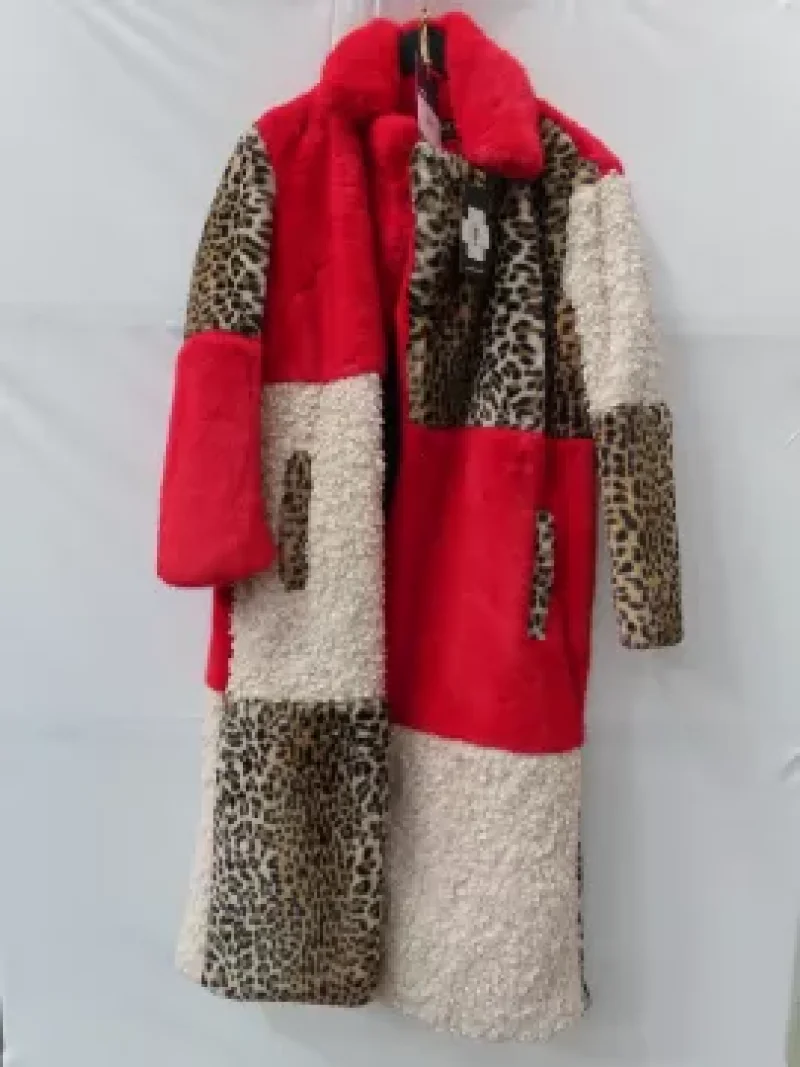BTG Eddisons - Scunthorpe - Clothing from a North Yorkshire Lifestyle Store - Auction Image 2
