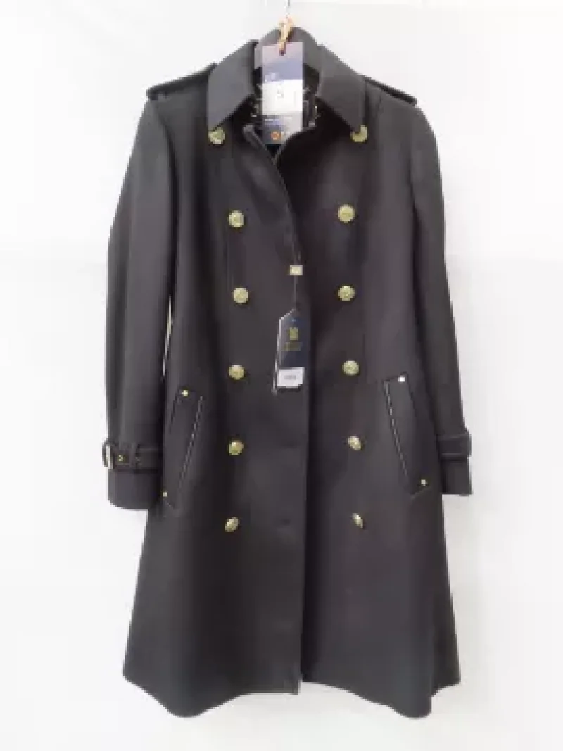 BTG Eddisons - Scunthorpe - Clothing from a North Yorkshire Lifestyle Store - Auction Image 6