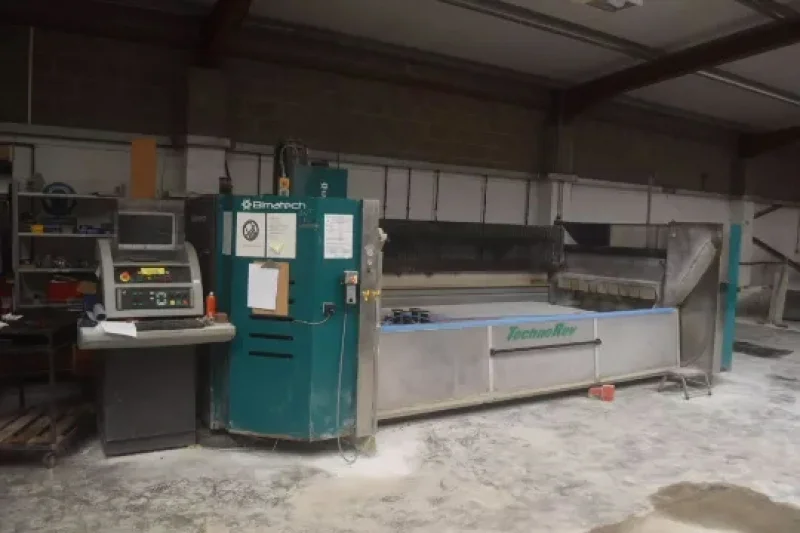 Gilbert Baitson - McCollins Glass Limited | Glass Processing Machinery, Glass Cutting Equipment, Tempering Furnace, Forklift & Workshop Equipment Auction - Auction Image 5