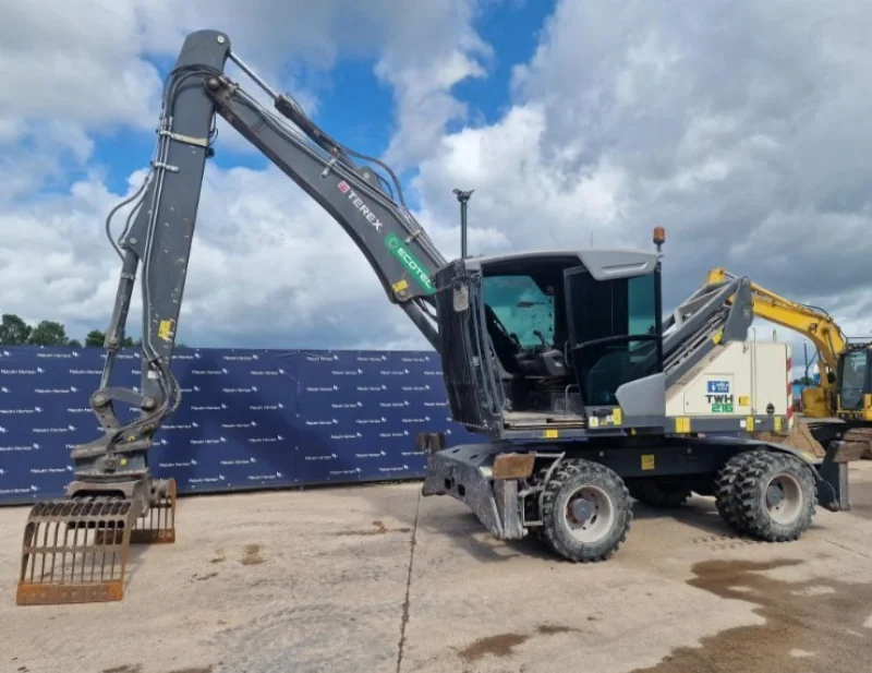 Malcolm Harrison Auctions Ltd - The Prees Plant, Agricultural, Truck and Trailer Auction - Auction Image 2