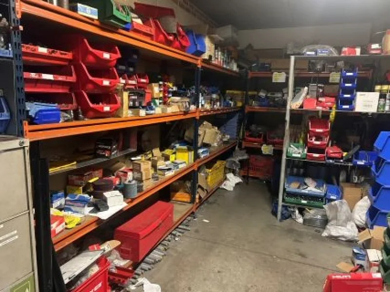 Lambert Smith Hampton - Fareham - Sheet Metal, Fabrication & Welding Equipment, Commercial Vehicles, Stock at Auction - Auction Image 4