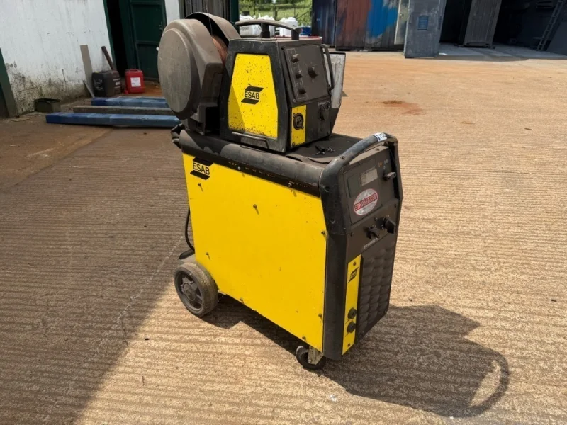 Mid Ulster Auctions Ltd - Woodwork and Engineering Machinery at Auction - Auction Image 11