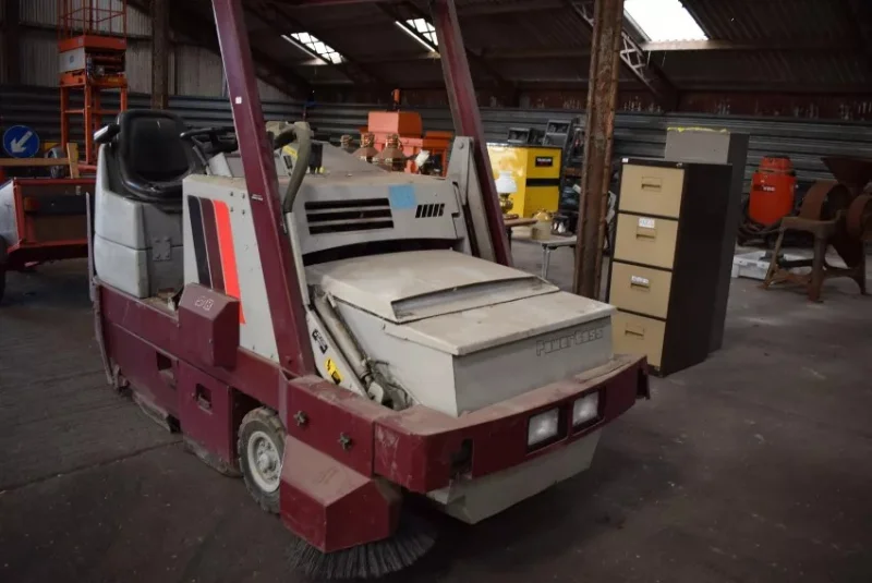Gilbert Baitson - The John Quarmby Collection – Tractors, Groundcare, Workshop Tools & Collectables Auction - Auction Image 1