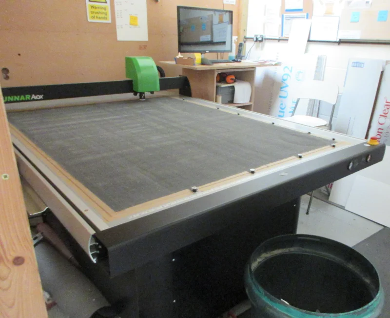 Lambert Smith Hampton - Bristol - Conventional Woodworking & Factory Equipment, Forklift, Motor Vehicles, Hand Tools, Picture Frame Stock at Auction - Auction Image 1
