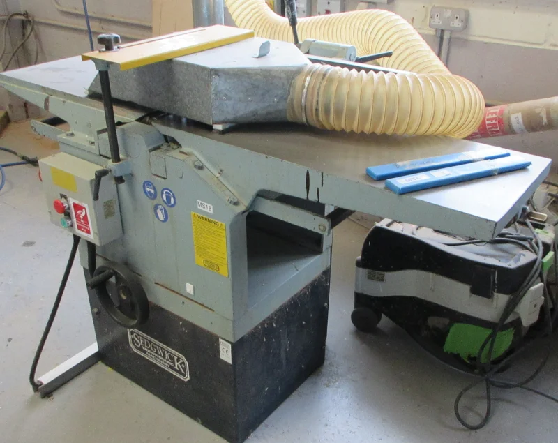 Lambert Smith Hampton - Bristol - Conventional Woodworking & Factory Equipment, Forklift, Motor Vehicles, Hand Tools, Picture Frame Stock at Auction - Auction Image 4