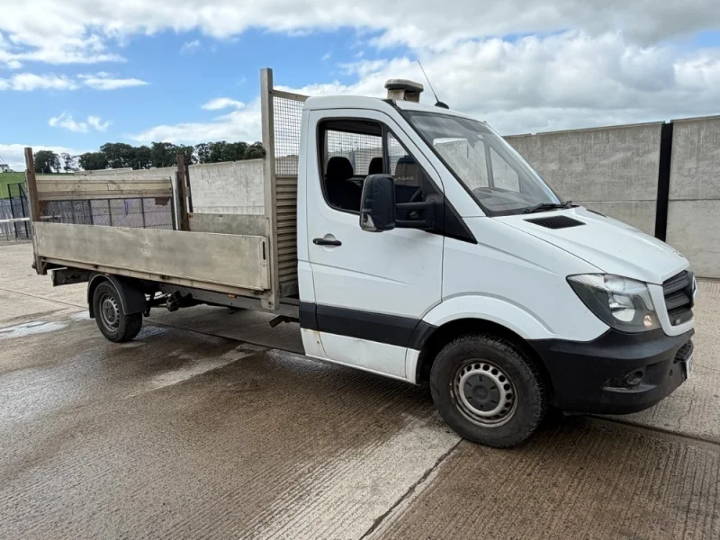 Mid Ulster Auctions Ltd - Vehicle Auction to include, Vans, Cars, HGV's - Auction Image 6