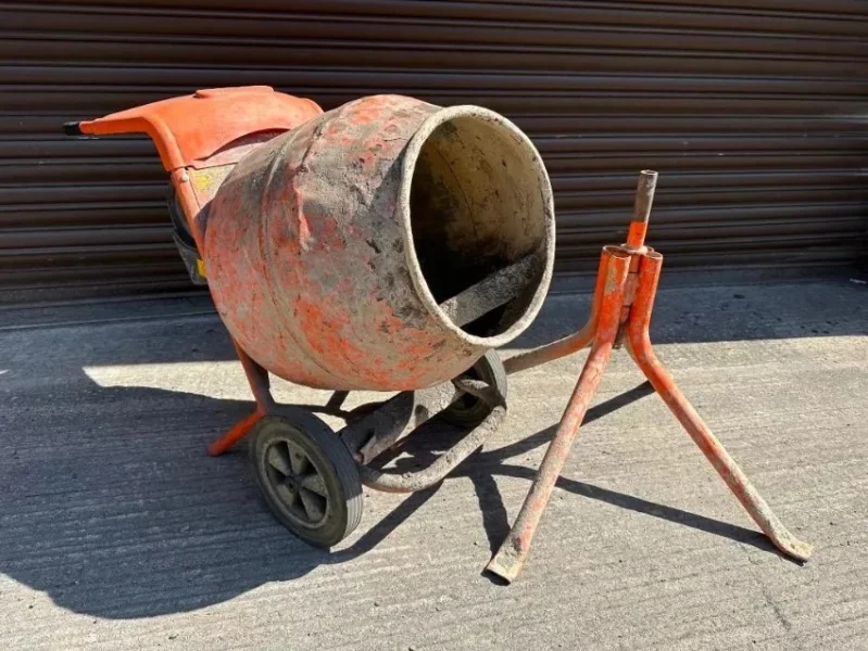 Gavel Auctioneers Ltd - Assets of Metal Fabrication & Restoration Company available at Auction - Auction Image 2