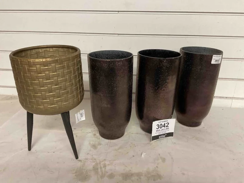 Sweeney Kincaid - Monthly Trade & Retail Stock Auction - Auction Image 3