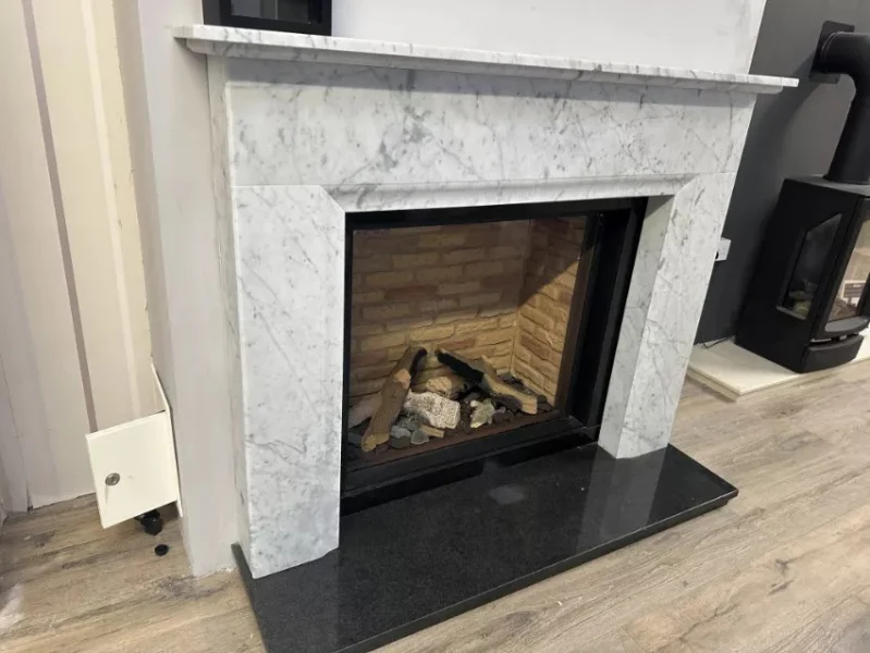 Gavel Auctioneers Ltd - The Showroom Stock of a Fireplace Retailer available at Auction - Auction Image 1