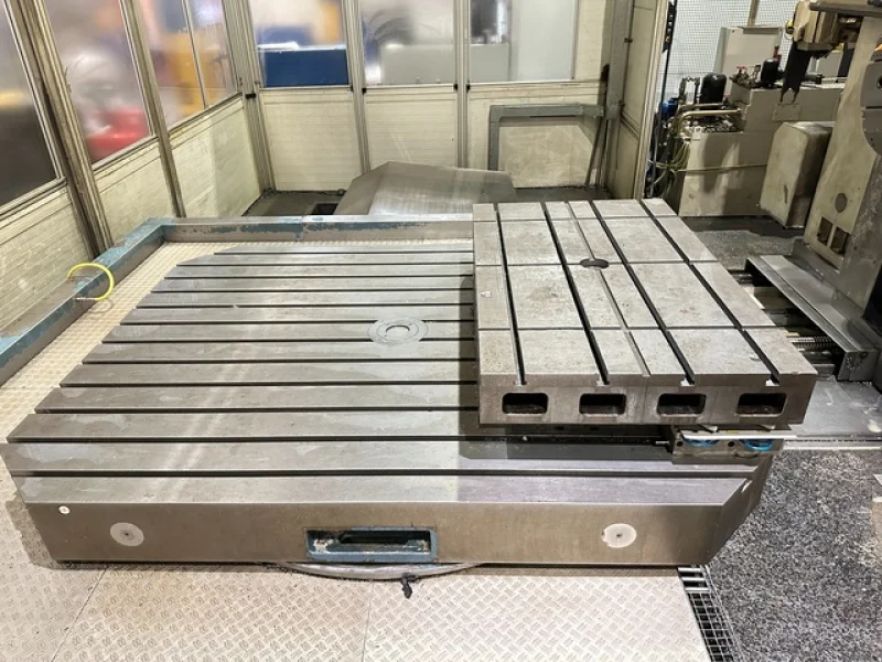 Cottrill & Co - Union KCU-130 Table Type Horizontal Boring & Milling Machine at Auction - Auction Image 4