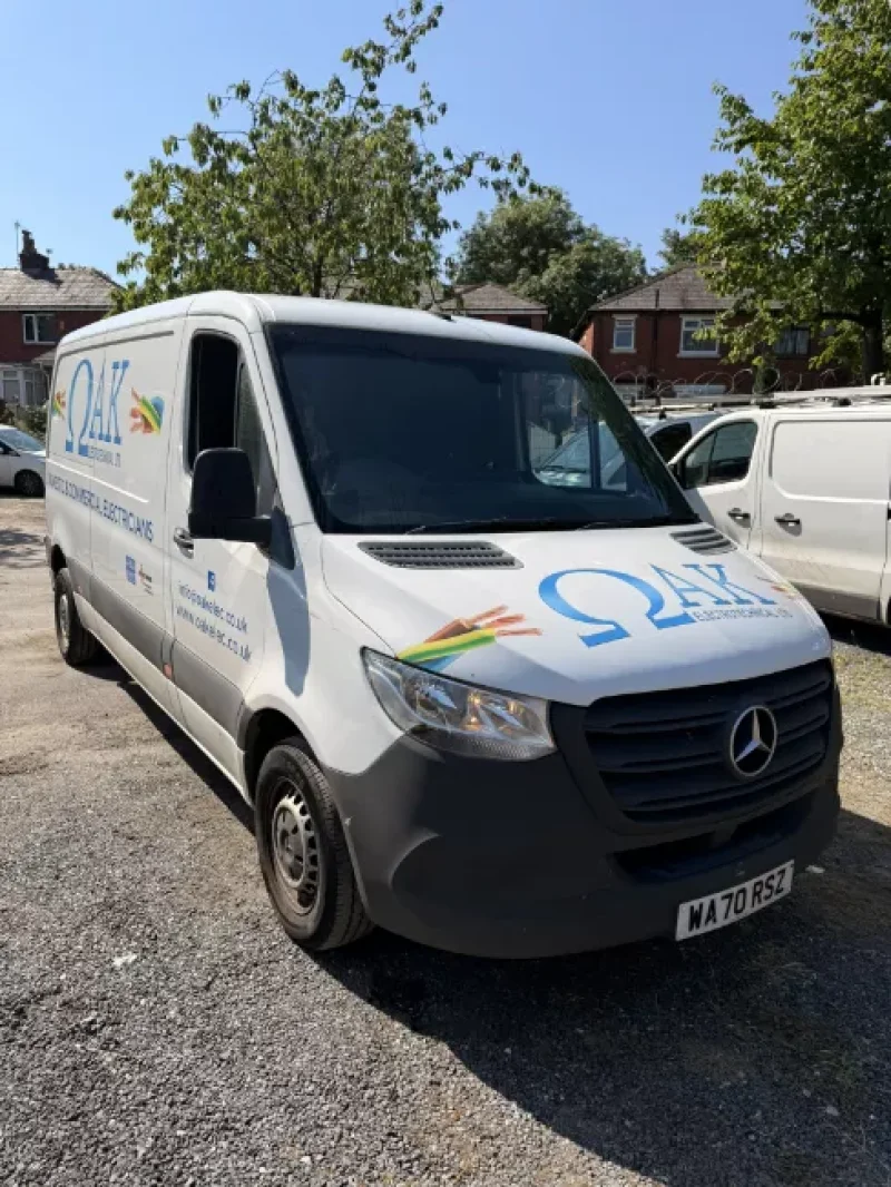 JPS Chartered Surveyors - Motor Vehicle Sale | Ford Transit & Luton, Mercedes-Benz Sprinter, Vauxhall Vivaro, Renault Master & More at Auction - Auction Image 2