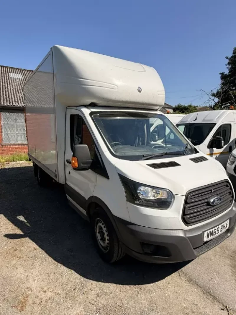 JPS Chartered Surveyors - Motor Vehicle Sale | Ford Transit & Luton, Mercedes-Benz Sprinter, Vauxhall Vivaro, Renault Master & More at Auction - Auction Image 4