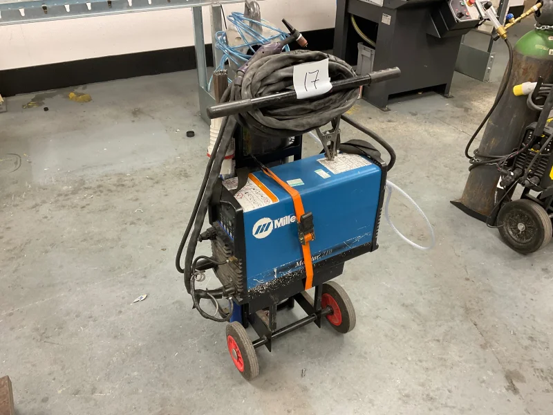 BPI Asset Advisory Ltd - Commercial Vehicles & Stainless Steel Brewery Equipment & Spares, Light Engineering Equipment, Modern IT & Office Equipment at Auction - Auction Image 8