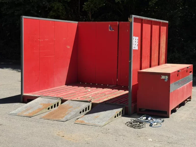 Gavel Auctioneers Ltd - Trime X-Splash Wash Bay System with X-10 Filtering System at Auction - Auction Image 1