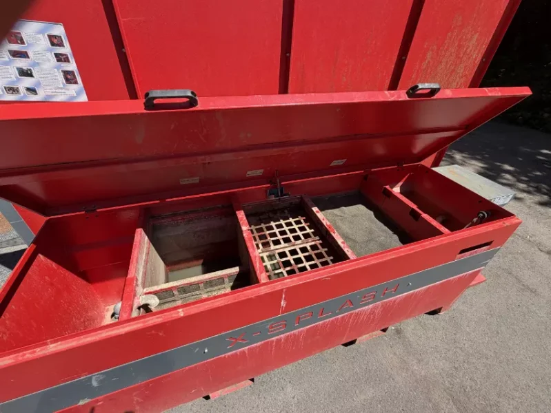 Gavel Auctioneers Ltd - Trime X-Splash Wash Bay System with X-10 Filtering System at Auction - Auction Image 5