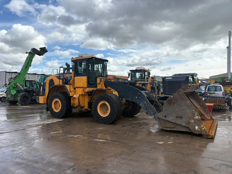 BPI - Hyundai Wheel Loaders direct from Finance Company available at Auction - Auction Image 3