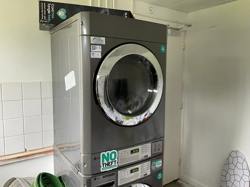 Wilsons Auctions - Dublin 22 - Student Accommodation Furniture, Appliances & Equipment Auction - Auction Image 1