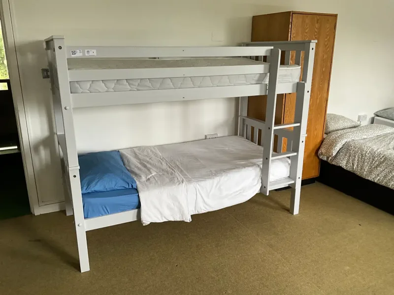 Wilsons Auctions - Dublin 22 - Student Accommodation Furniture, Appliances & Equipment Auction - Auction Image 2