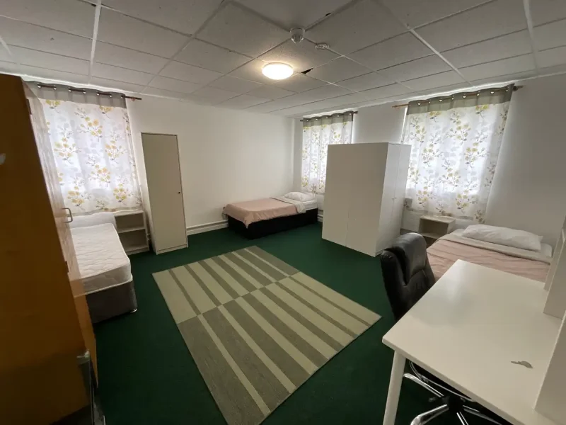 Wilsons Auctions - Dublin 22 - Student Accommodation Furniture, Appliances & Equipment Auction - Auction Image 3