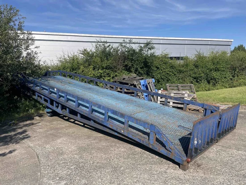 Sweeney Kincaid - Industrial Fastener Suppliers Stock and Warehouse Equipment Auction - Auction Image 4