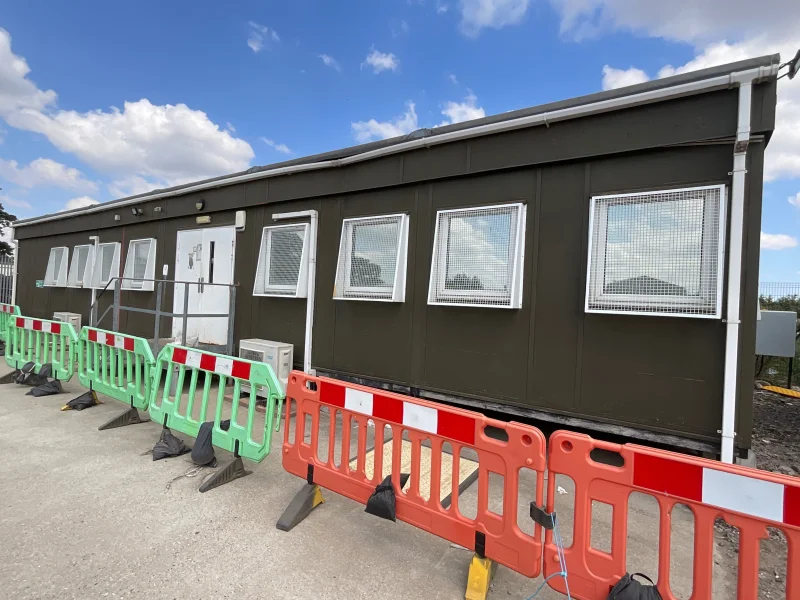 BPI - 6 Bay Modular Office Building Approx. 60ft x 24ft at Auction - Auction Image 1