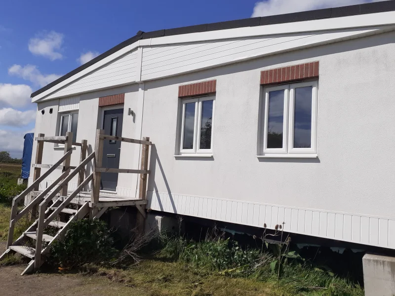 BPI - 9.5m x 10m 2 Bay Modular Home at Auction - Auction Image 2