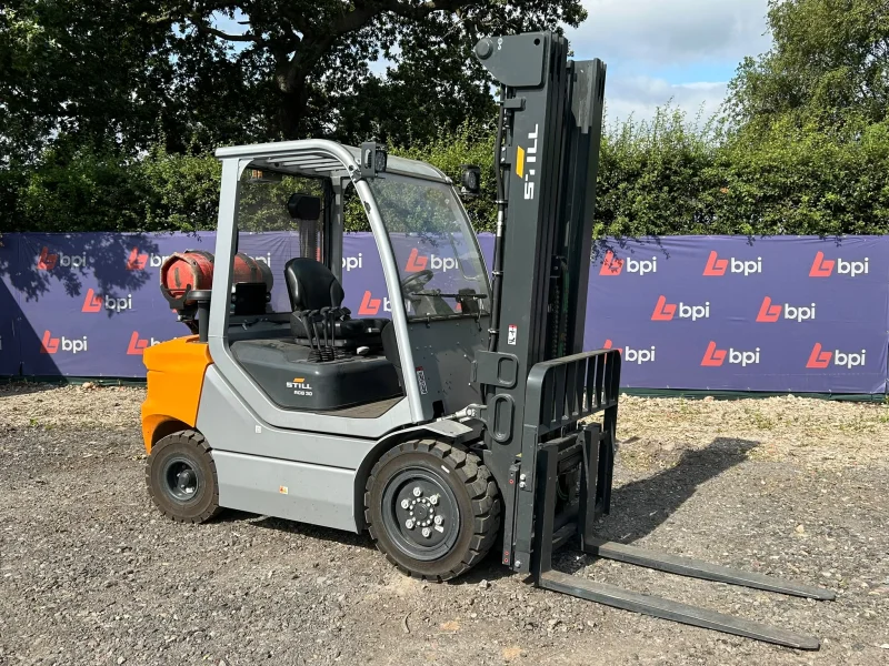 BPI - Forklift Trucks, Multidirectional Sideloader & Electric Tow Tug Tractor & Trailer Mounted Cherry Picker at Auction - Auction Image 6
