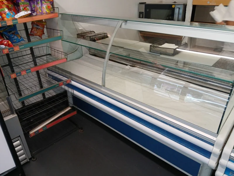 BTG Eddisons - Stockport - The Assets of an Established Bistro at Auction - Auction Image 4