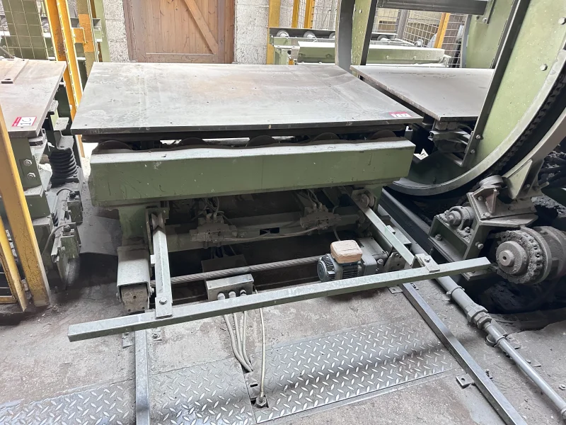 Cottrill & Co - Aluminium Sand Mould/Casting Line, Sand Mixers, Core Making Machines, Pouring Ladles & Toolroom Machinery Auction - Auction Image 3