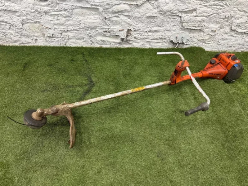 Gavel Auctioneers Ltd - Landscaping & Garden Machinery Equipment at Auction - Auction Image 1