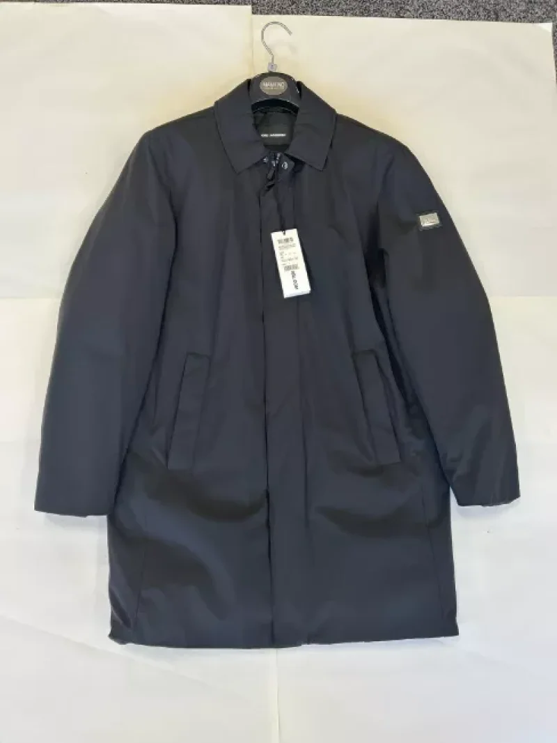 JPS Chartered Surveyors - Designer Menswear Auction to include: Jackets, Coats, Shoes, Accessories & More - Auction Image 3