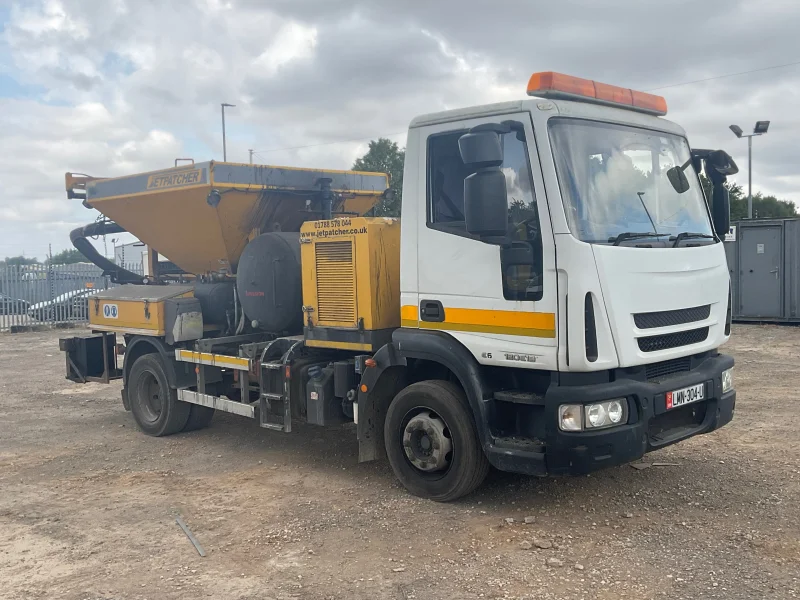 BPI - Commercial Vehicles to include Tarmac Spreader, Panel Vans & Refrigerated Box Body at Auction - Auction Image 1