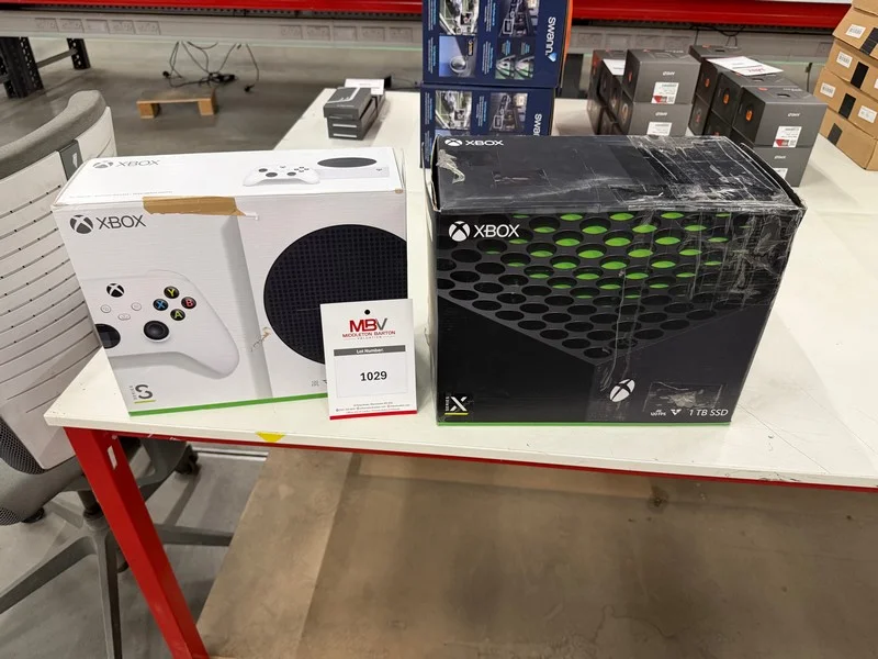 Middleton Barton Valuation - A & B Grade Ex-Retail Consumer Electronics, Gaming Products & Smart Home Technology at Auction - Auction Image 7
