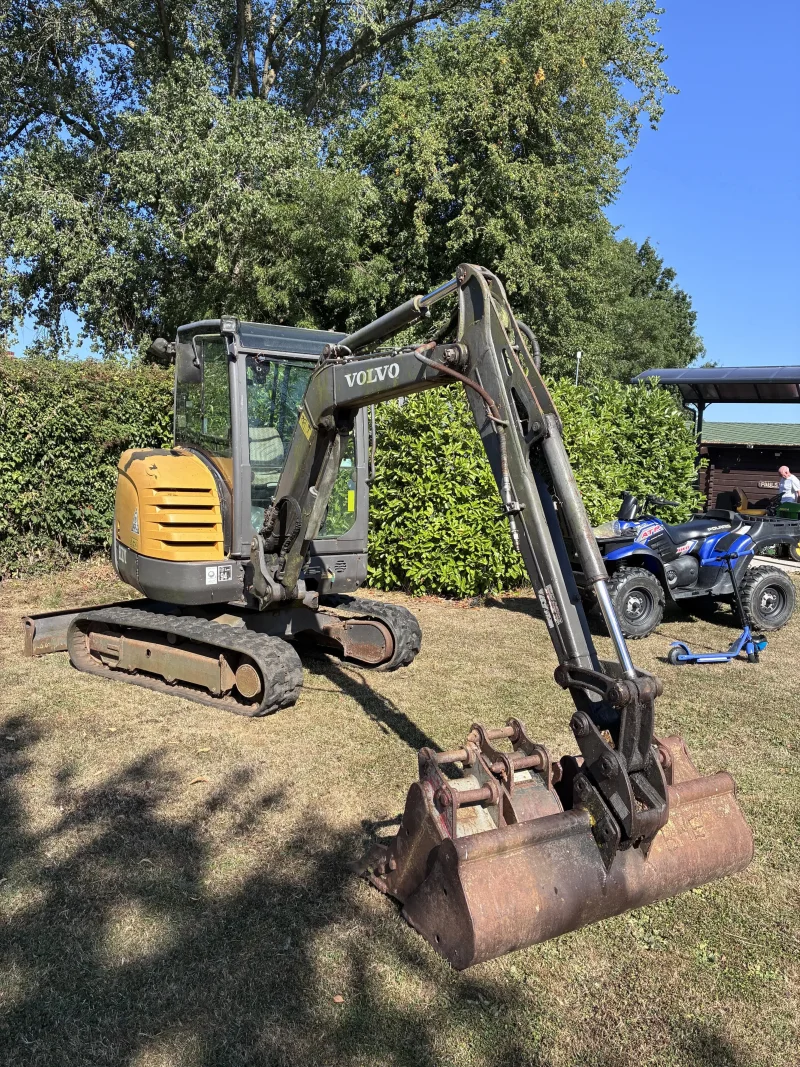 Gordon Brothers - Precision Engineering, Welding and Groundwork Equipment Auction - Auction Image 3