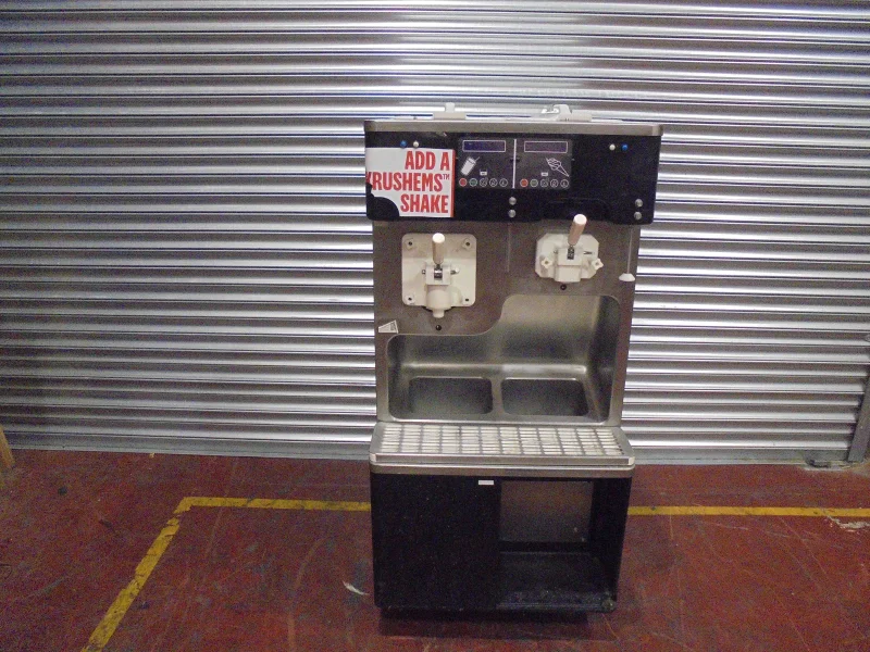 BPI - Commercial Catering Equipment to include Double Deck Pizza Oven, Ice Cream Machines, Coffee Machines, Holding Cabinets, Pizza Making Equipment & more at Auction - Auction Image 1