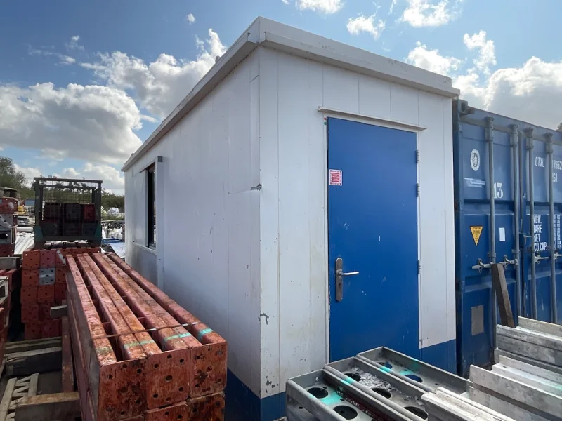 BPI - Site Equipment Auction on behalf of International Construction Company to include Staines Trailer, Site Cabins, Turnstiles & more - Auction Image 1