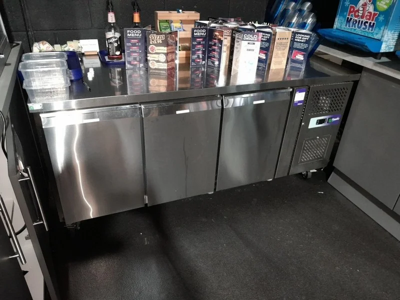 BTG Eddisons - Stockport - Indoor Ninja Warrior Style Obstacle/Assault Course, Inflatable Obstacle Park & Cafe/Catering Equipment and Furniture at Auction - Auction Image 10
