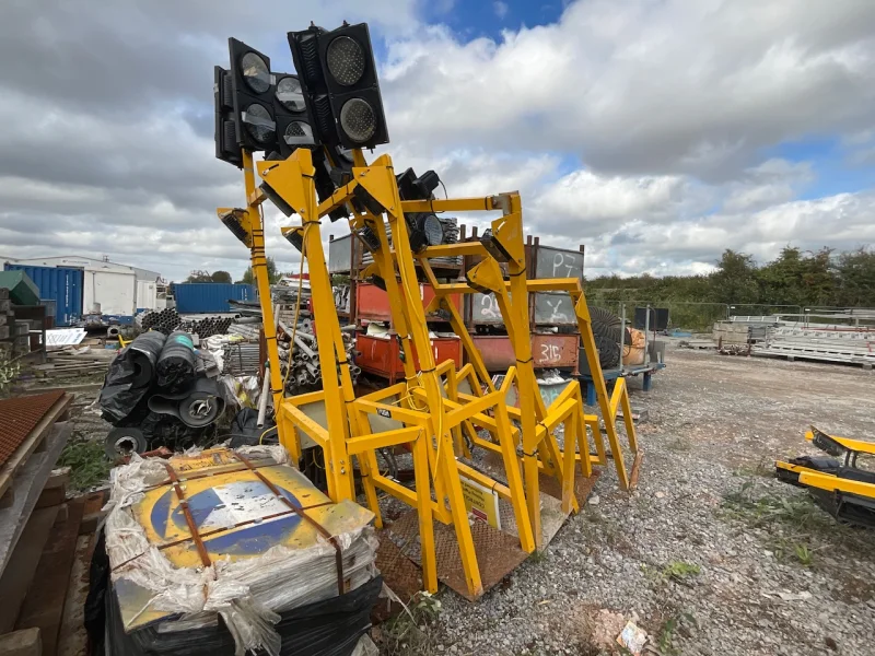 BPI - Site Equipment Auction to include 2022 Staines Trailer, Shipping Containers, Lifting Equipment & more - Auction Image 3