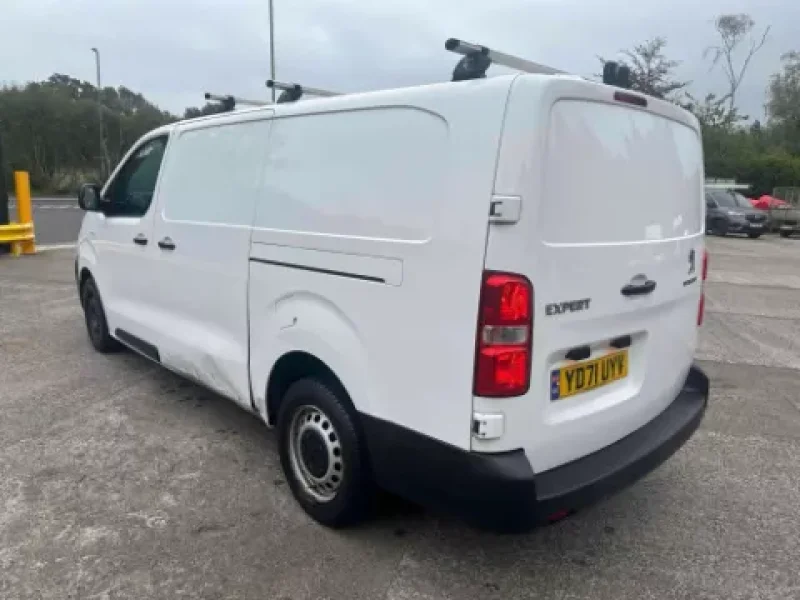 Gavel Auctioneers Ltd - Unreserved Online Auction - 2no. 2021 Peugeot Experts & 2022 Citroen Berlingo - Auction Image 2