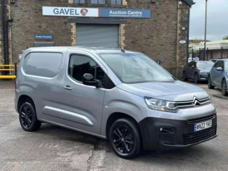 Gavel Auctioneers Ltd - Unreserved Online Auction - 2no. 2021 Peugeot Experts & 2022 Citroen Berlingo - Auction Image 3