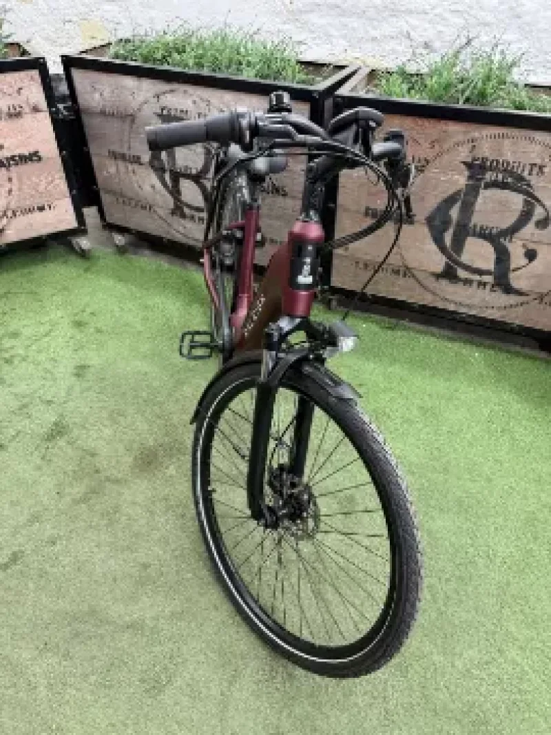 Gavel Auctioneers Ltd - Raleigh Motus Tour E-Bike at Auction - Auction Image 2