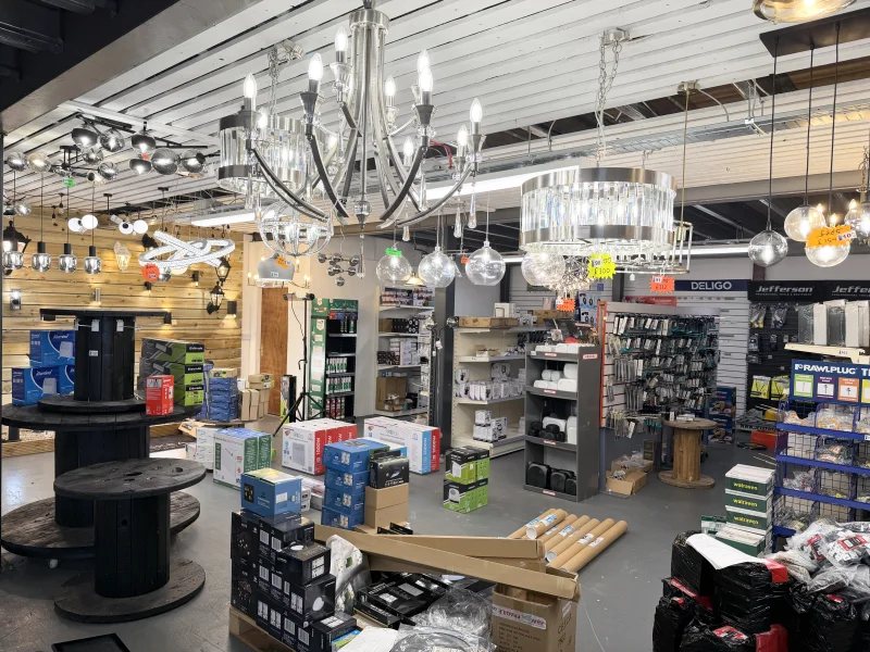 Mid Ulster Auctions Ltd - Electrical Products Wholesaler at Auction - Auction Image 1