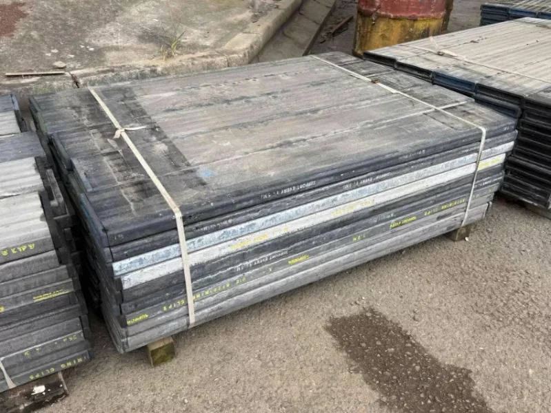 Gavel Auctioneers Ltd - Unreserved Online Auction - 13no. Packs of Composite Scaffolding Boards - Auction Image 2