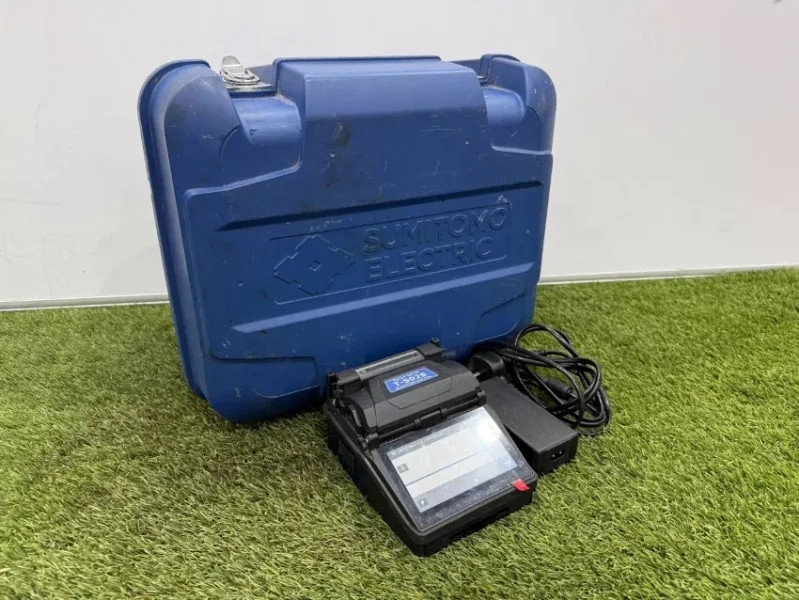 Gavel Auctioneers Ltd - Unreserved Online Auction - The Assets of a Telecommunications Installation Contractor - Auction Image 5
