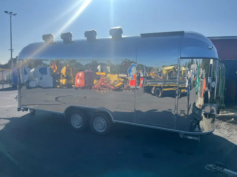 Wilsons Auctions - Dublin 22 - Catering Trailer & Equipment Auction - Auction Image 3
