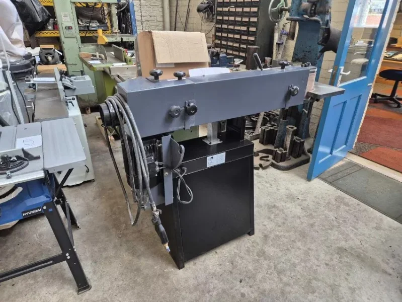 Sanderson Weatherall LLP - Leeds - Woodworking Machinery, Dust Extraction Units & Workshop Tools available at Auction - Auction Image 5