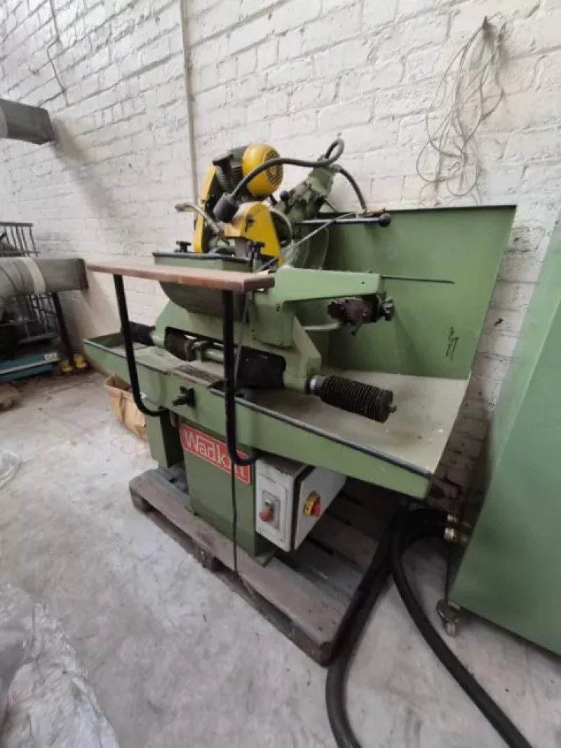 Sanderson Weatherall LLP - Leeds - Woodworking Machinery, Dust Extraction Units & Workshop Tools available at Auction - Auction Image 6